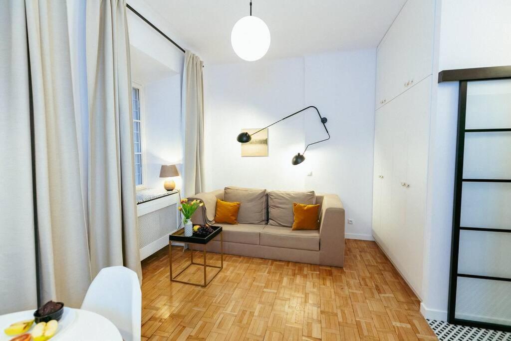Charming Apartment Next To The Old Town! Варшава Екстериор снимка